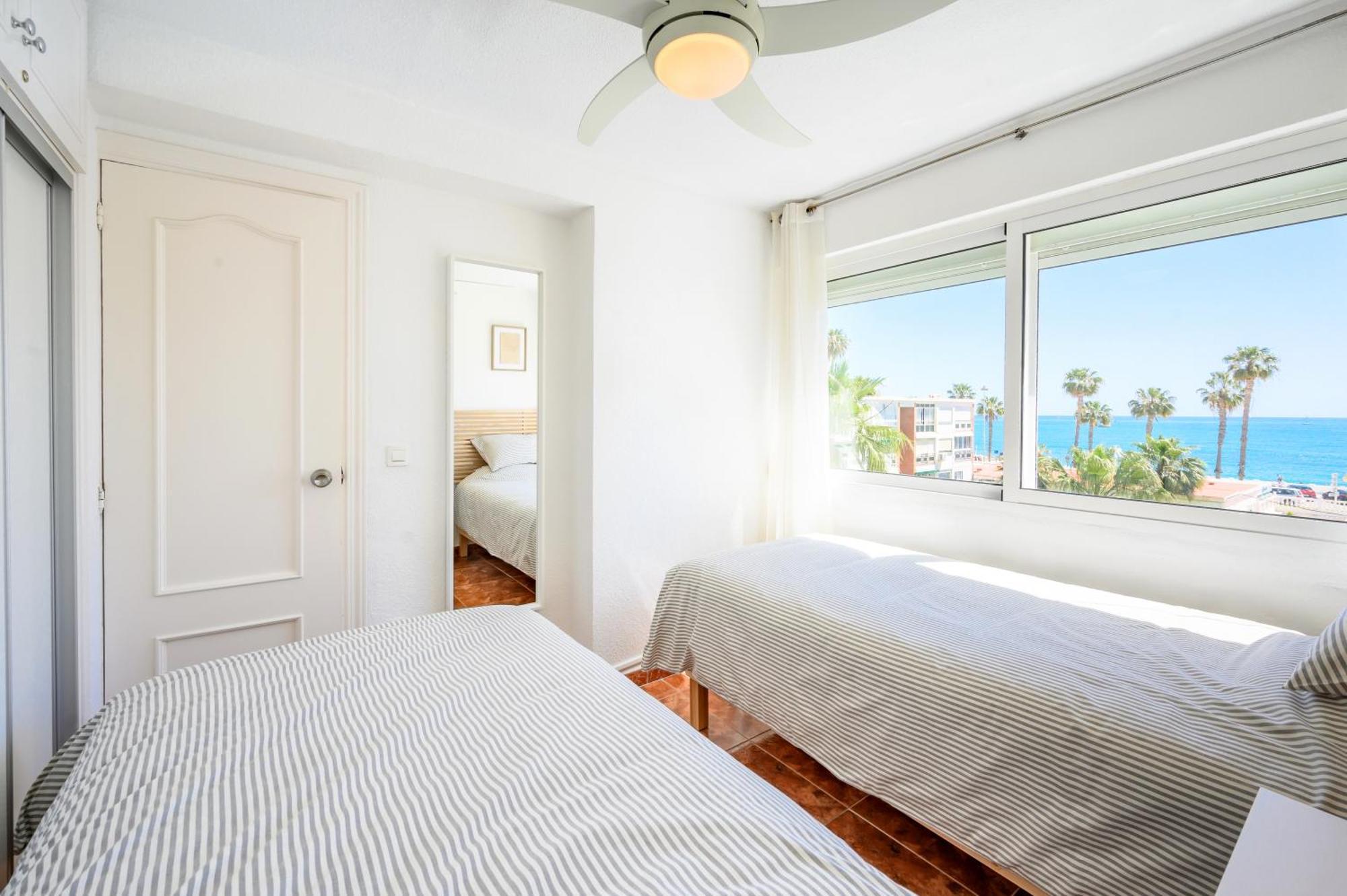 Sea View Apartment Benalmadena Ngoại thất bức ảnh